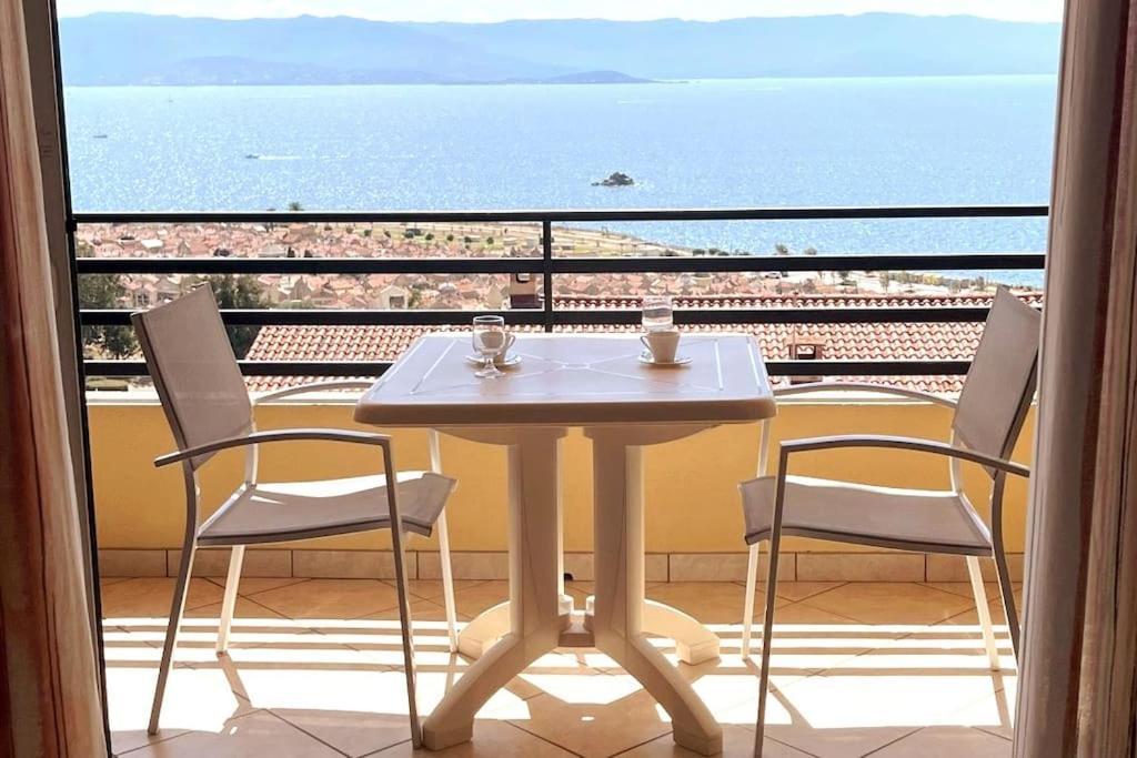 Studio Cosy Avec Vue Mer Ajaccio  Buitenkant foto